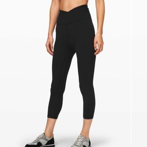 Lululemon Align Crop 21" Cross Waist